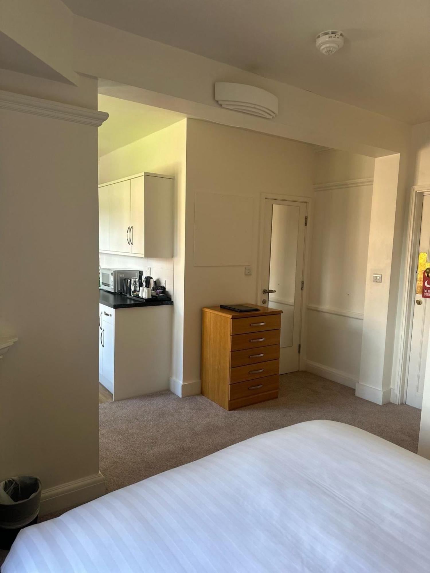 Westminster College Hotel CBG Eksteriør billede